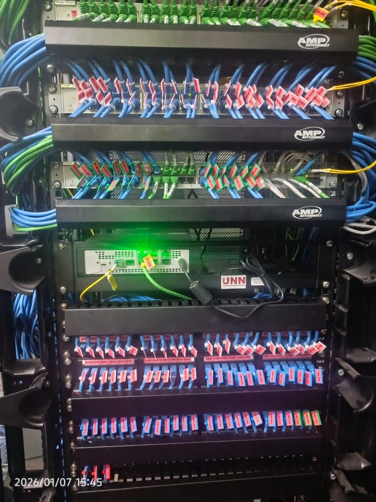cable connect to the server